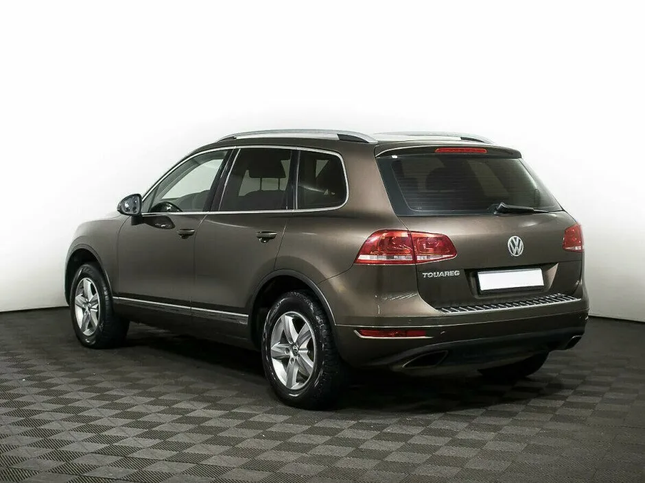 Volkswagen Touareg II — фото 4
