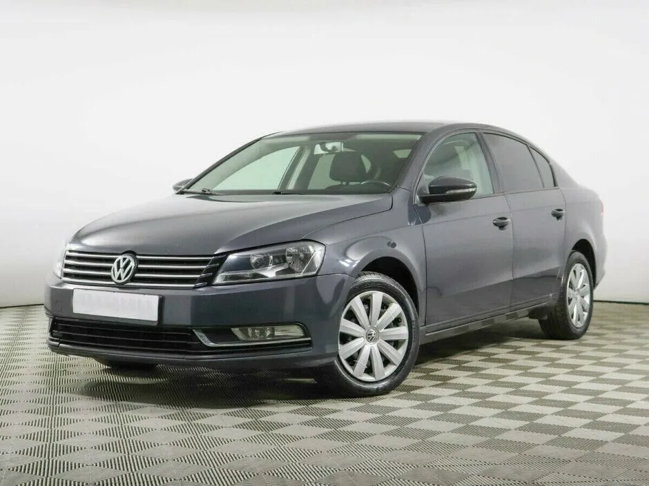 Volkswagen Passat B7 · Trendline
