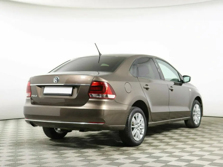 Volkswagen Polo V Рестайлинг — фото 4
