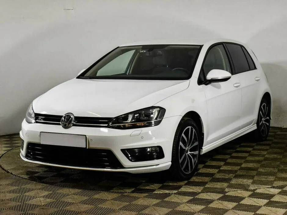 Volkswagen Golf VII