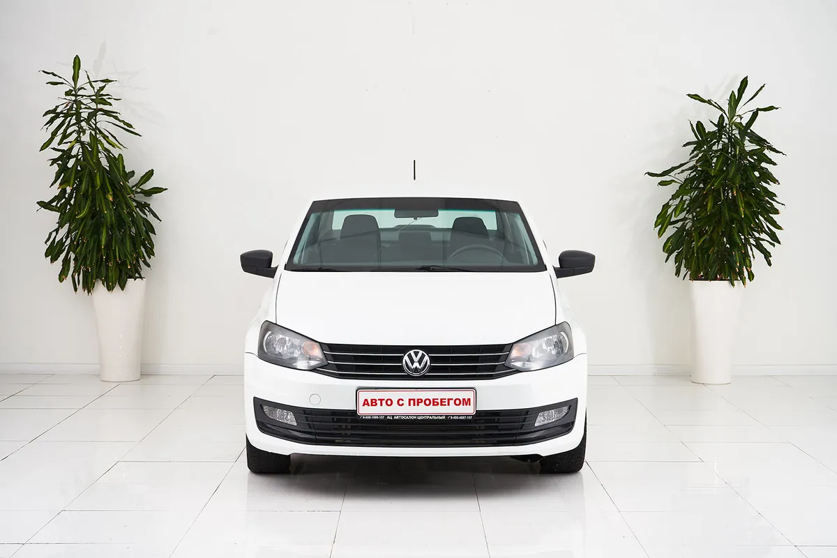 Volkswagen Polo V Рестайлинг — фото 2