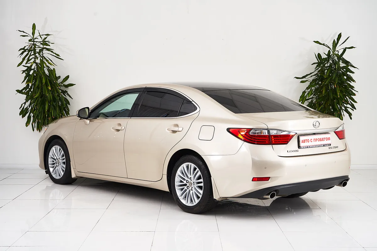 Lexus ES VI — фото 4