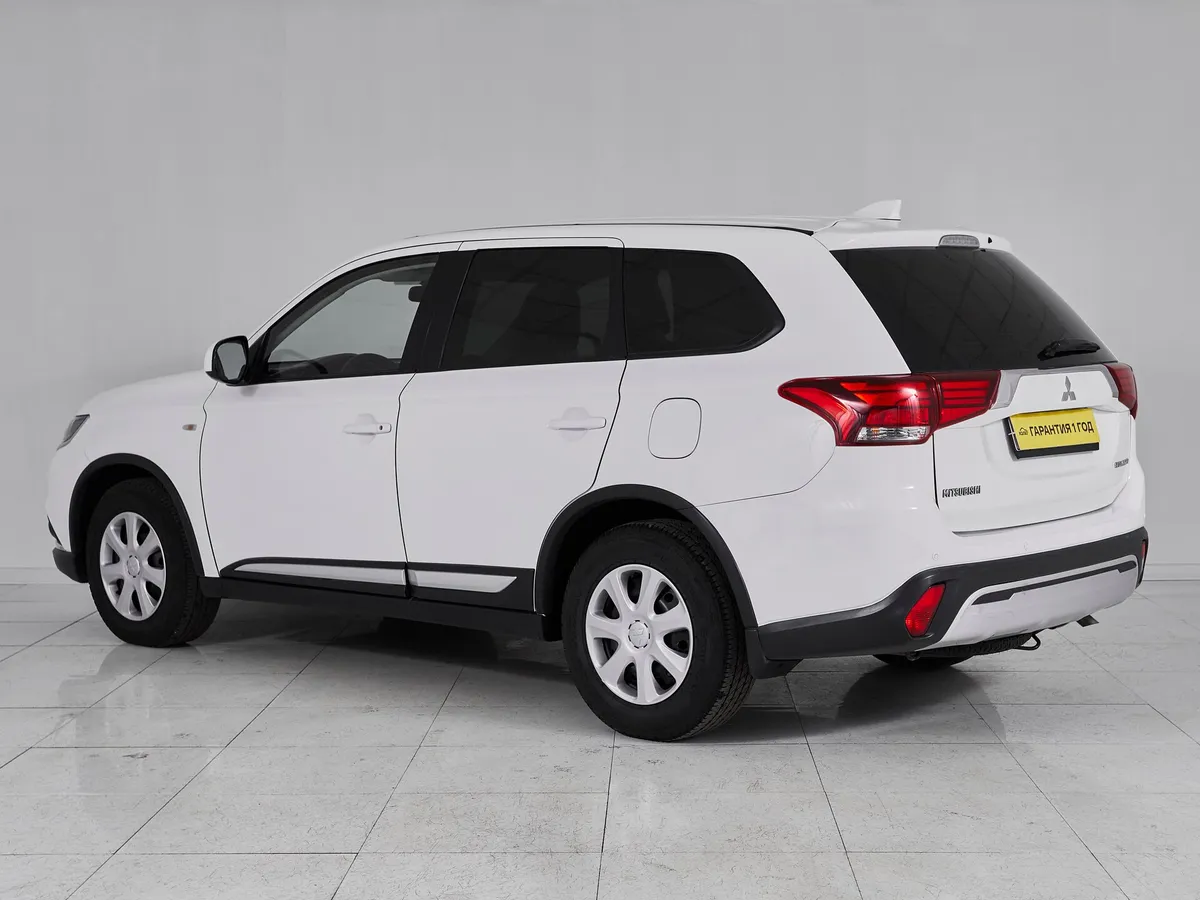 Mitsubishi Outlander III Рестайлинг 3 · Invite (2018-2021) — фото 4