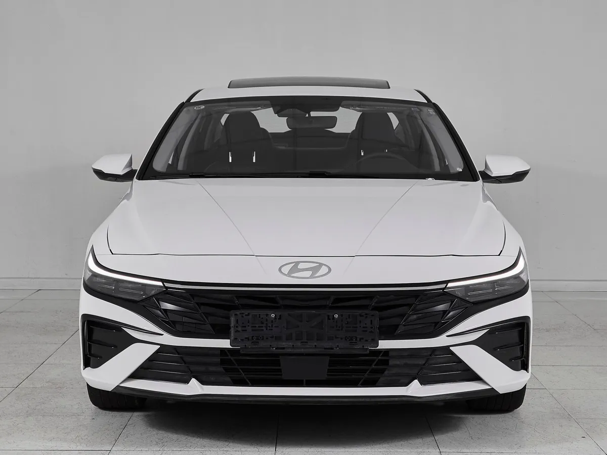Hyundai Elantra VII (CN7) Рестайлинг · LUX — фото 2