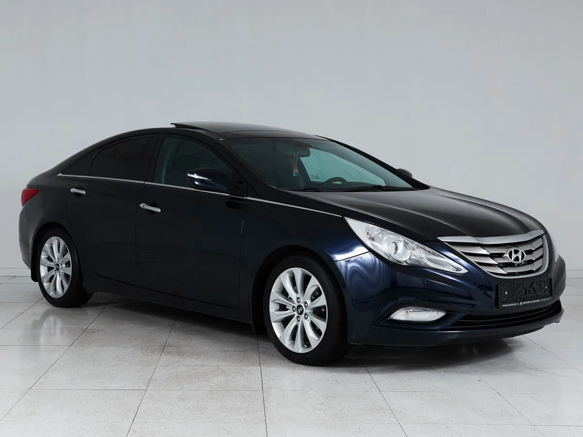 Hyundai Sonata VI (YF) · Prestige + Navi — фото 3