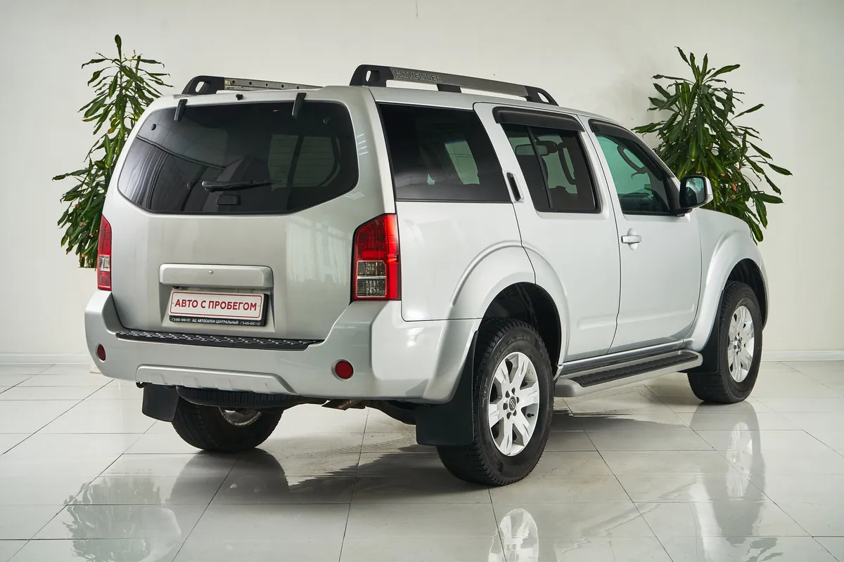 Nissan Pathfinder III — фото 5