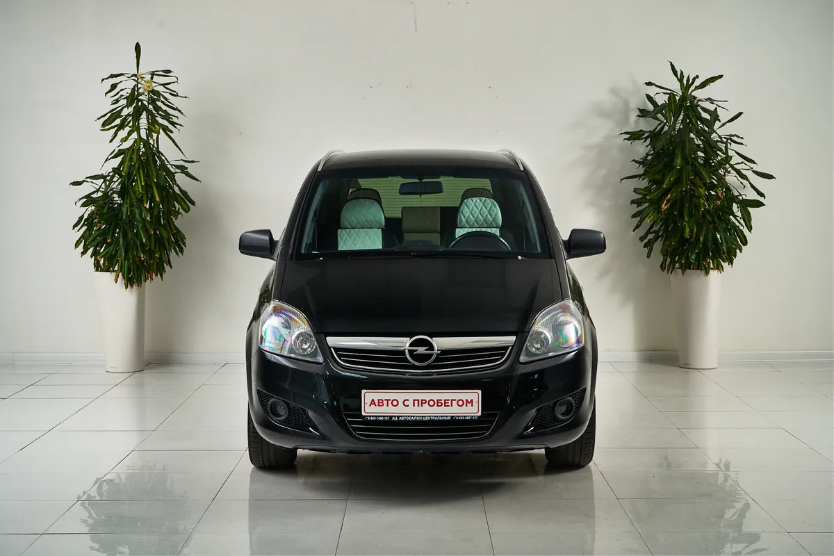 Opel Zafira B Рестайлинг — фото 2