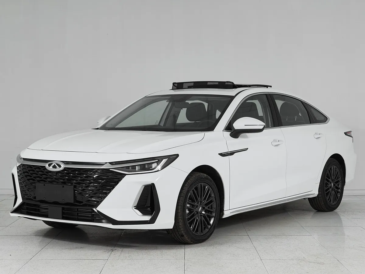 Chery Arrizo 8 I · Ultimate