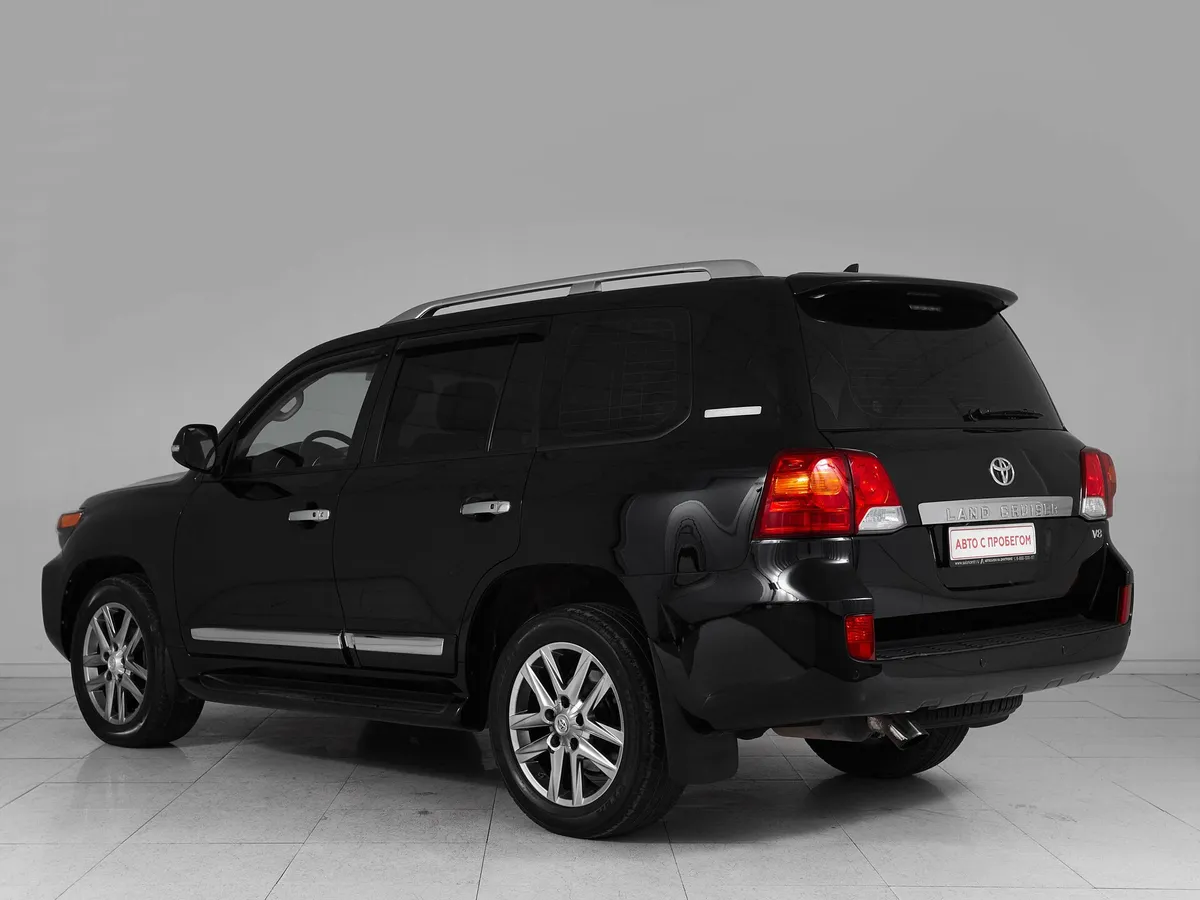 Toyota Land Cruiser 200 Series Рестайлинг 2 — фото 4