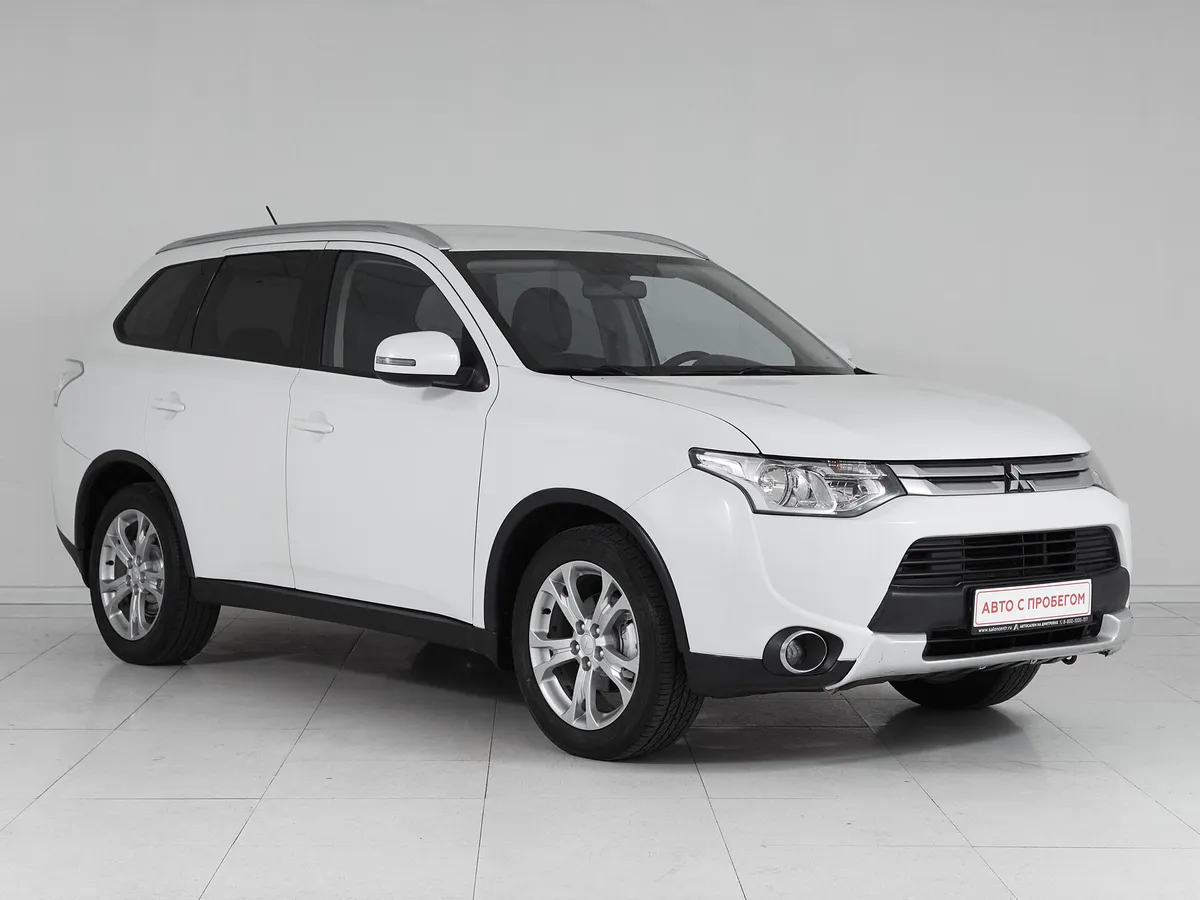 Mitsubishi Outlander III Рестайлинг · Intense — фото 3