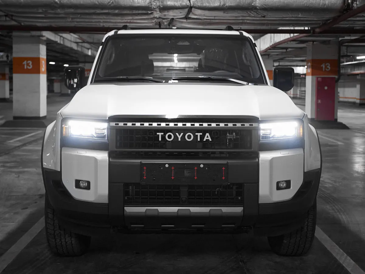 Toyota Land Cruiser Prado 250 Series — фото 2