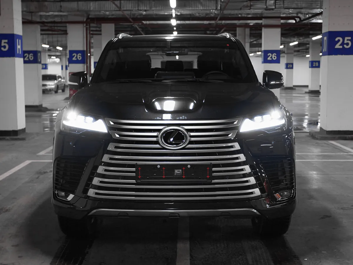 Lexus LX IV — фото 2