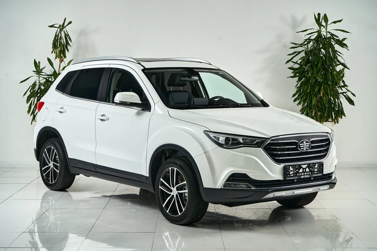 FAW Besturn X40 I · Luxury — фото 3
