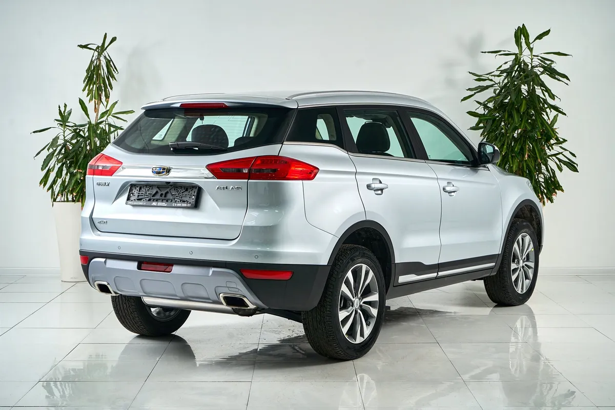 Geely Atlas I — фото 4