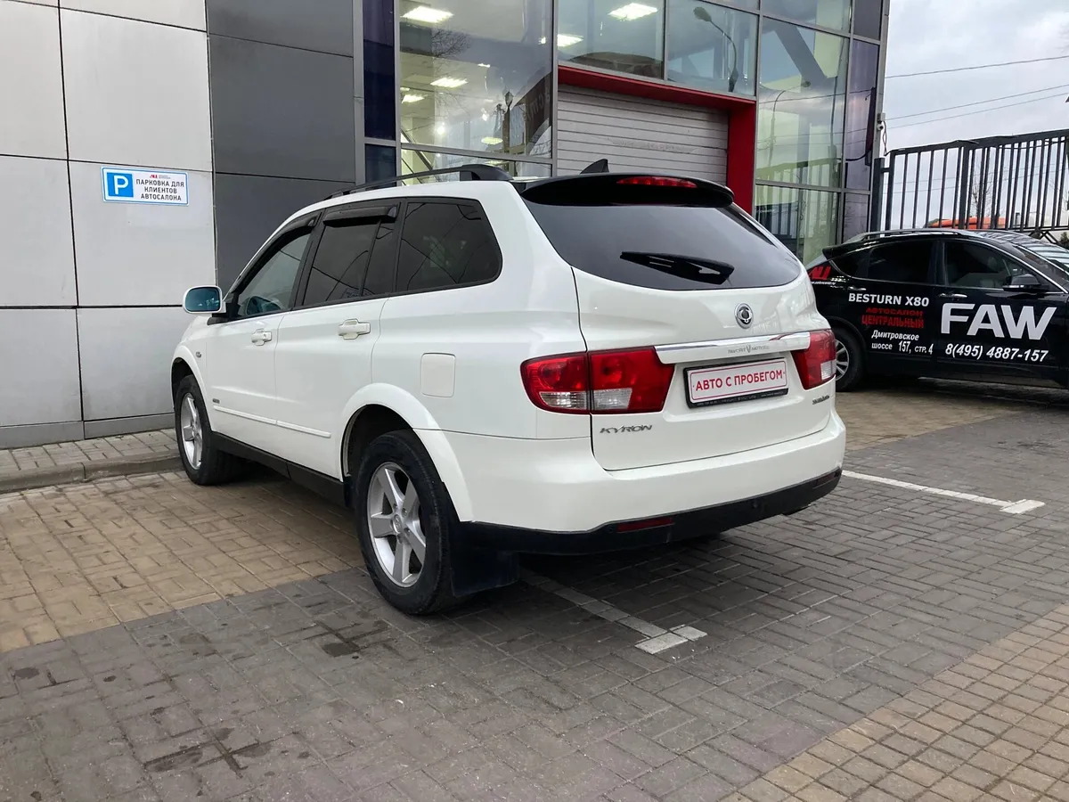 SsangYong Kyron I Рестайлинг — фото 5