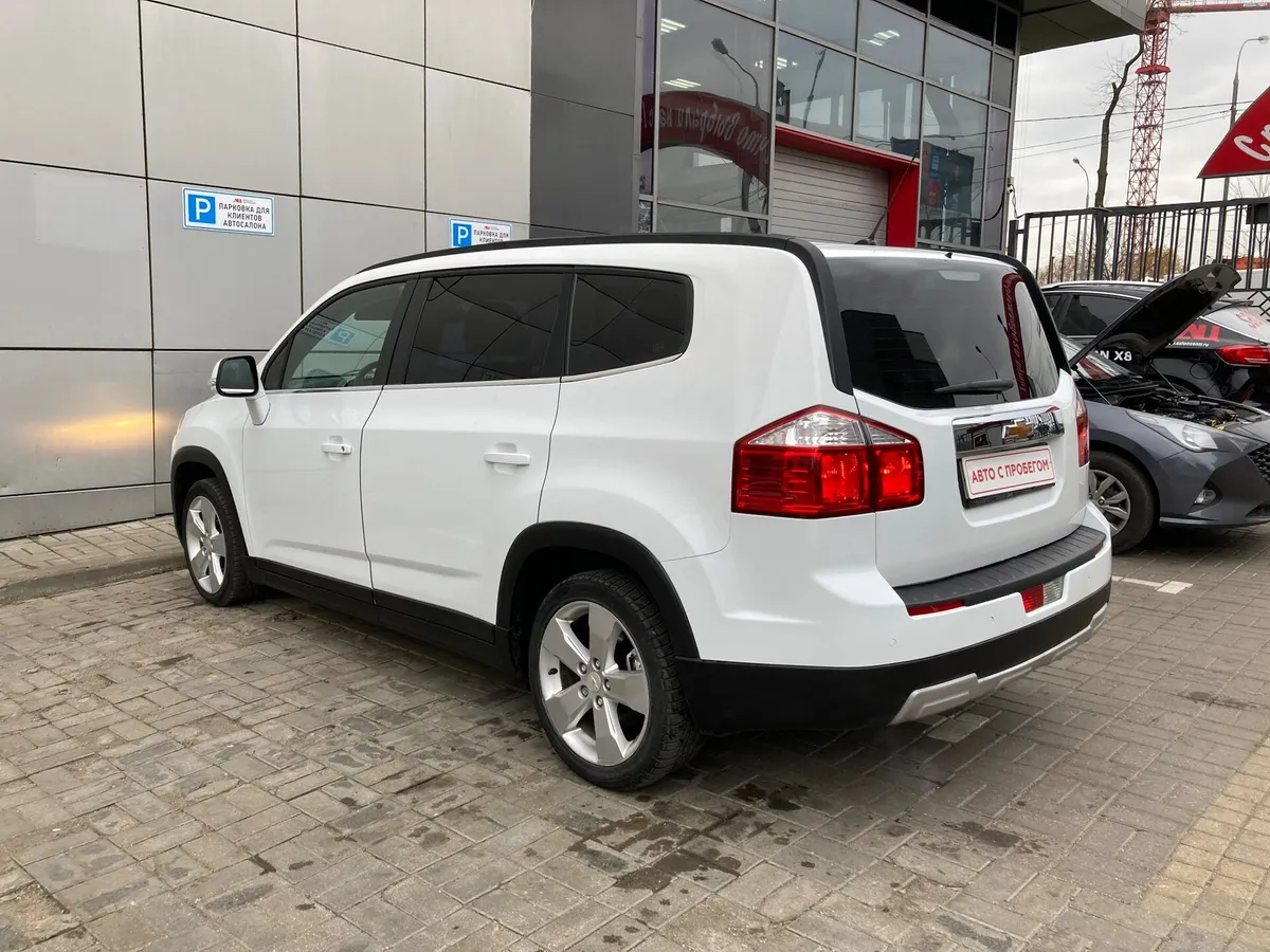 Chevrolet Orlando I — фото 5