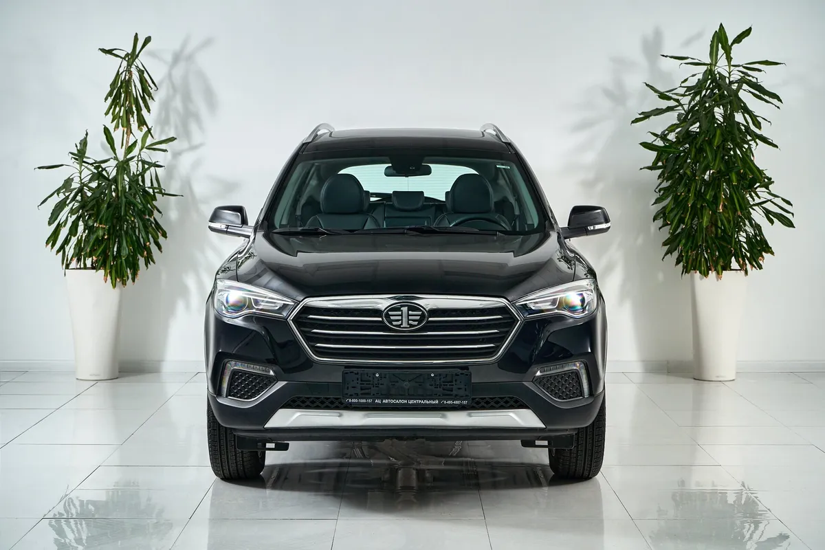 FAW Besturn X80 I Рестайлинг · Luxury — фото 2
