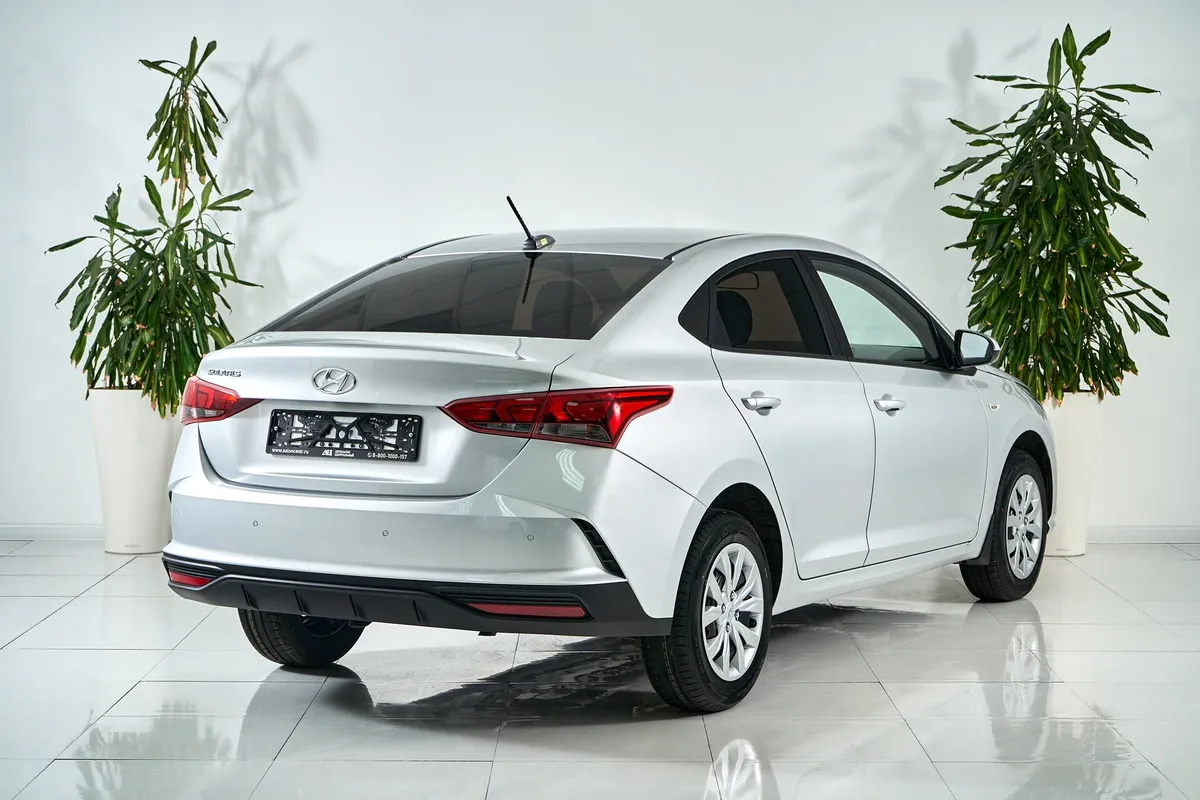 Hyundai Solaris II Рестайлинг — фото 4