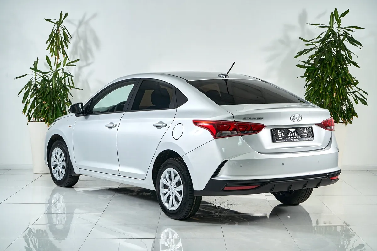 Hyundai Solaris II Рестайлинг — фото 5