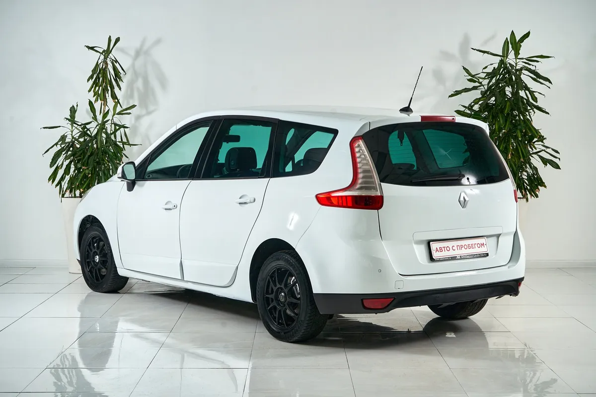 Renault Scenic III — фото 5