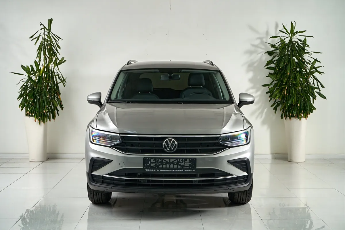 Volkswagen Tiguan II Рестайлинг · Respect — фото 2