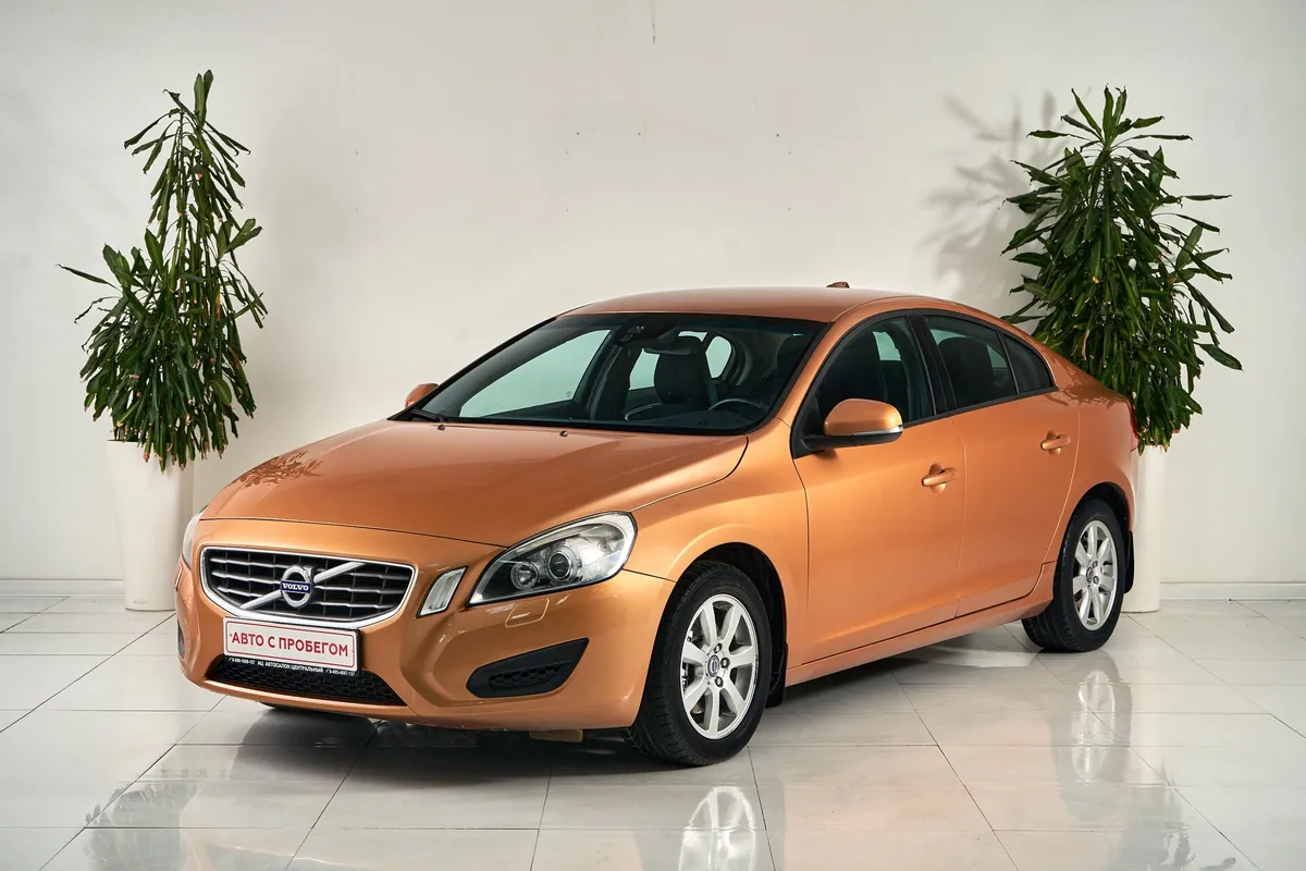 Volvo S60 II
