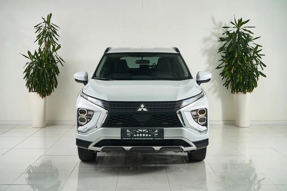 Mitsubishi Eclipse Cross I — фото 2