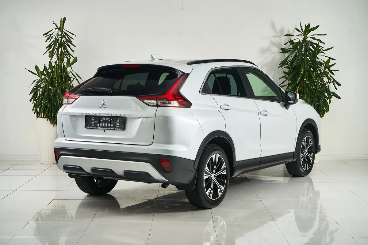 Mitsubishi Eclipse Cross I — фото 5