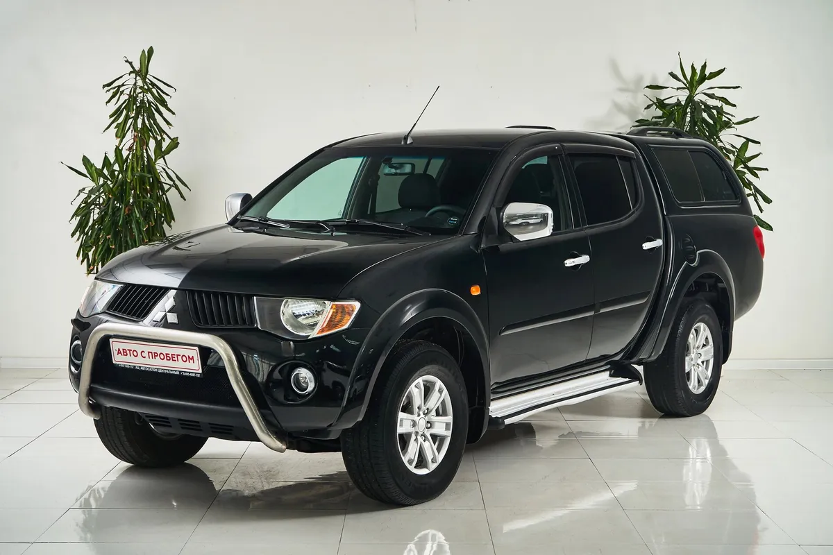 Mitsubishi L200 V