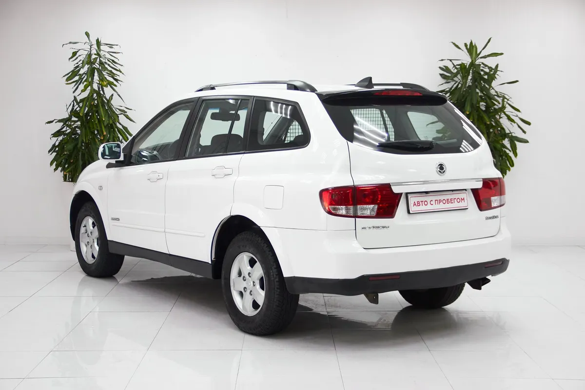 SsangYong Kyron I Рестайлинг — фото 4