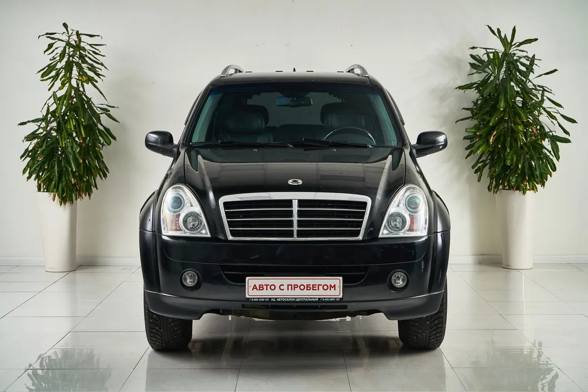 SsangYong Rexton II — фото 2