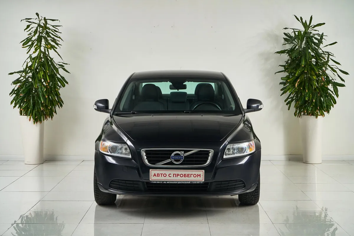 Volvo S40 II Рестайлинг — фото 2