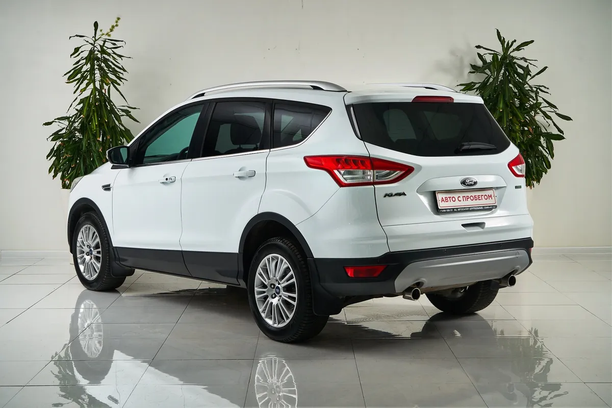 Ford Kuga II — фото 4