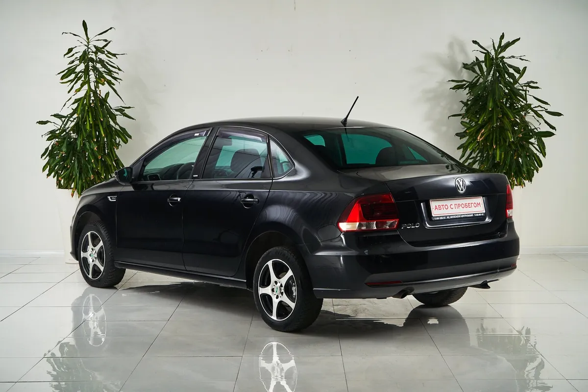 Volkswagen Polo V Рестайлинг — фото 4