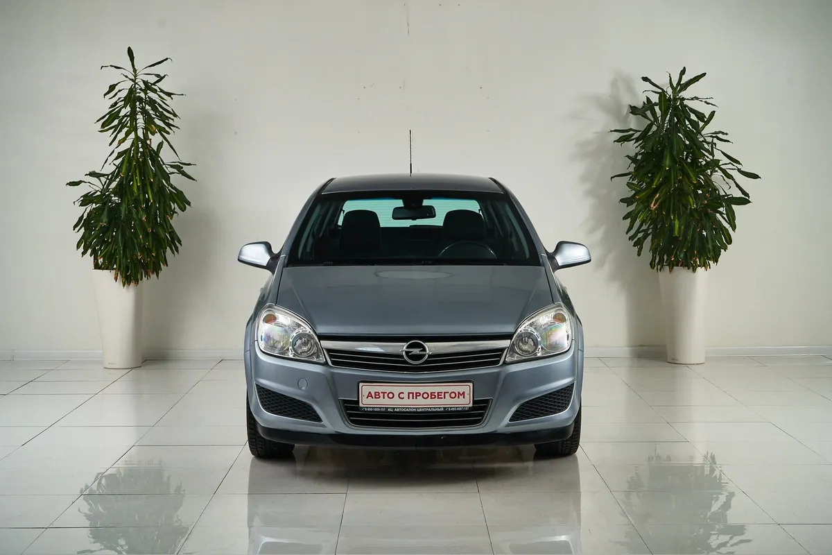 Opel Astra J · Essentia — фото 2