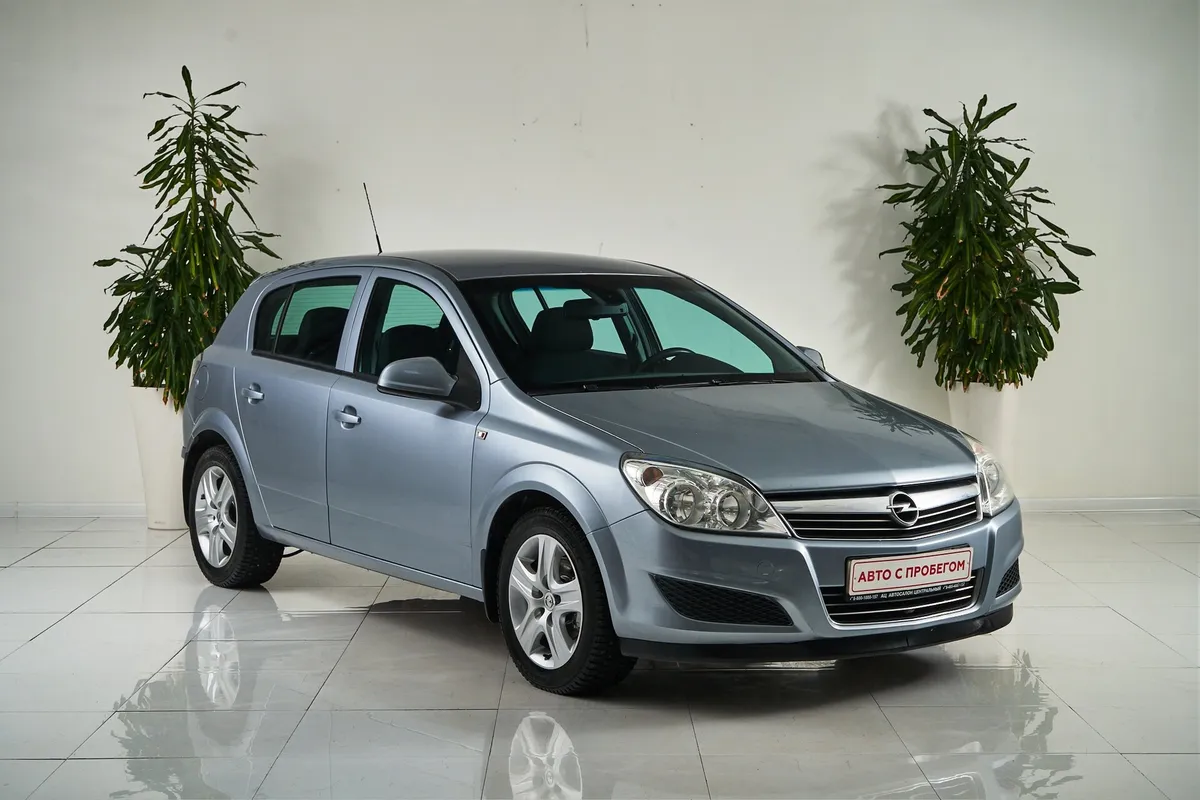 Opel Astra J · Essentia — фото 3