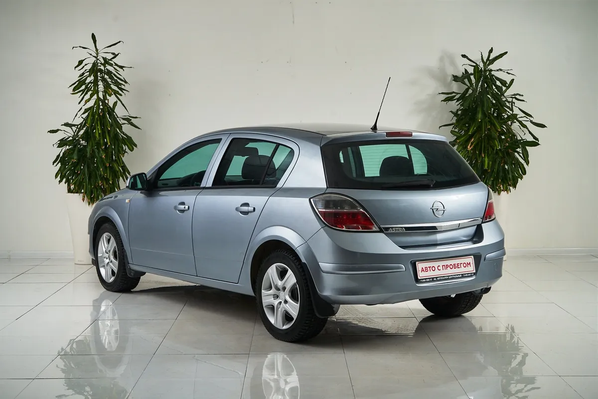 Opel Astra J · Essentia — фото 4