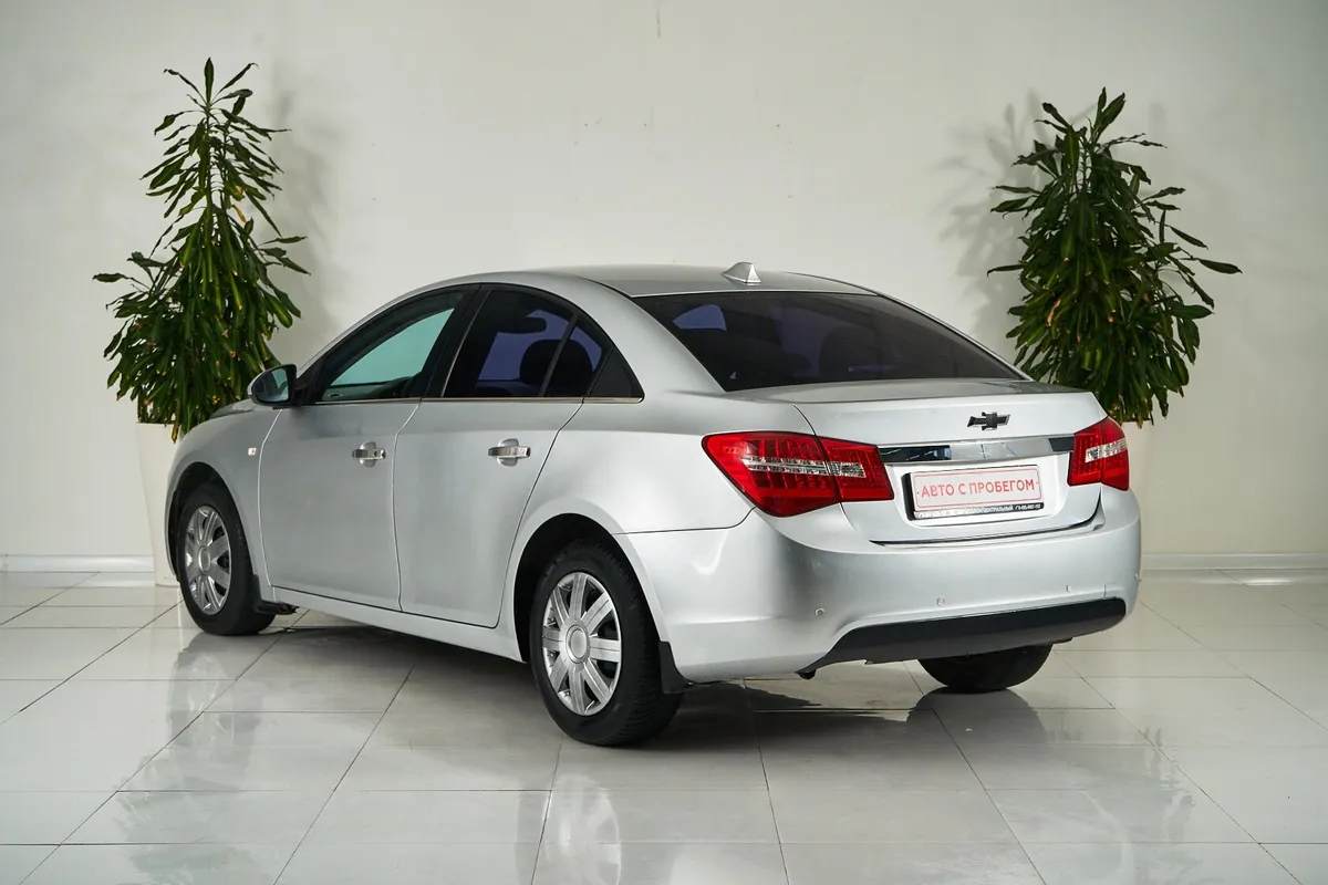 Chevrolet Cruze I Рестайлинг — фото 4