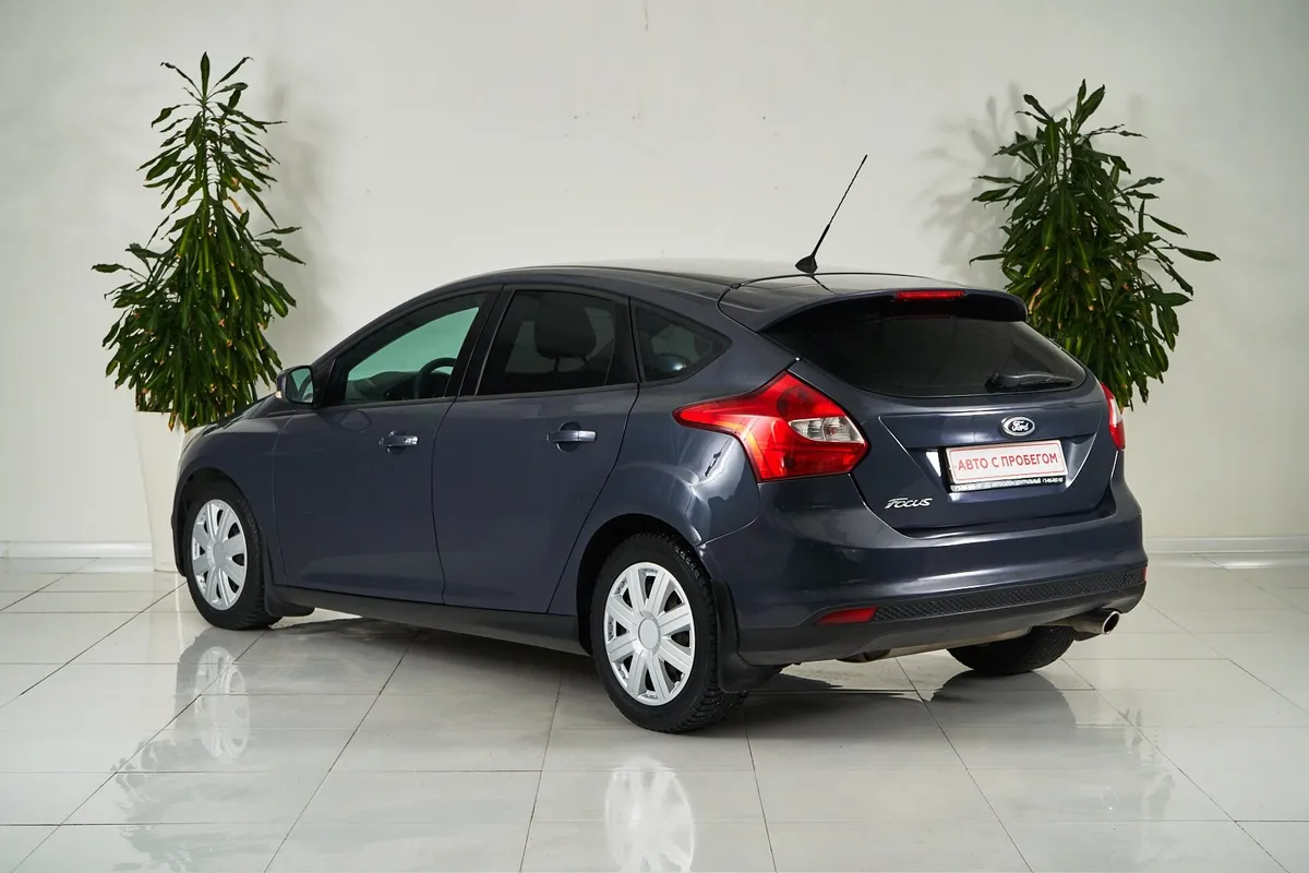 Ford Focus III — фото 5