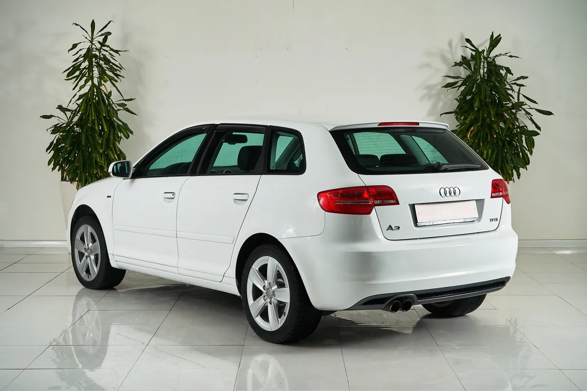 Audi A3 II (8P) Рестайлинг 1 — фото 4