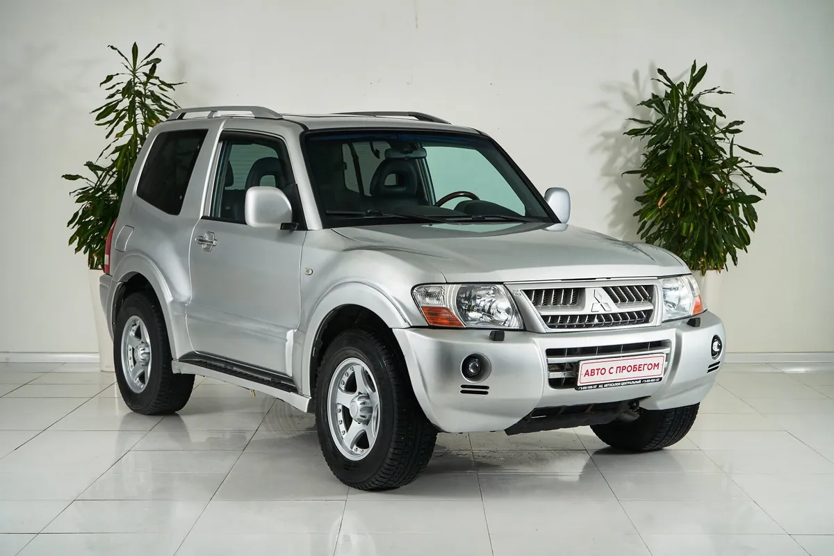 Mitsubishi Pajero III Рестайлинг — фото 3