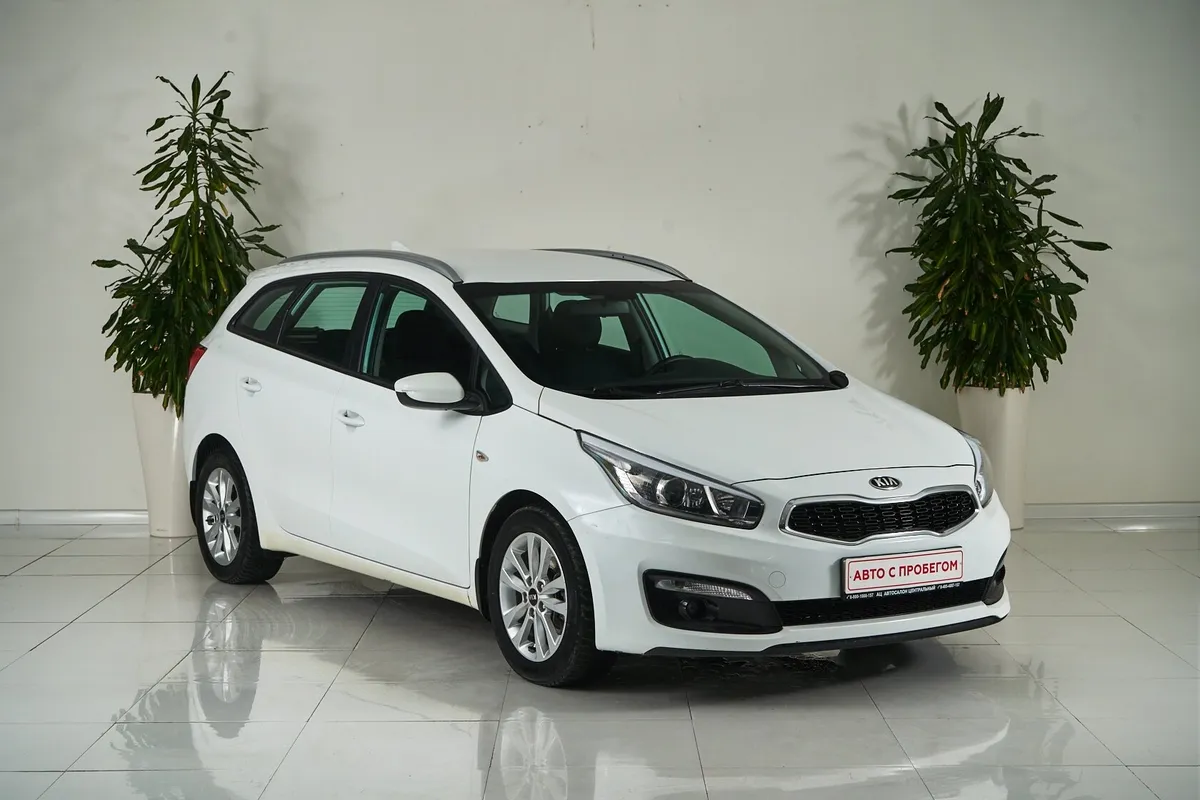 Kia Ceed II Рестайлинг · Luxe — фото 3