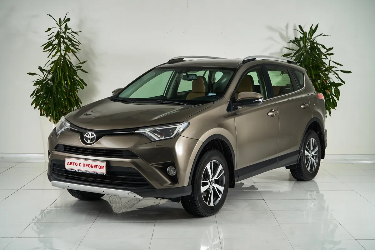 Toyota RAV4 IV (XA40) Рестайлинг · Комфорт Плюс