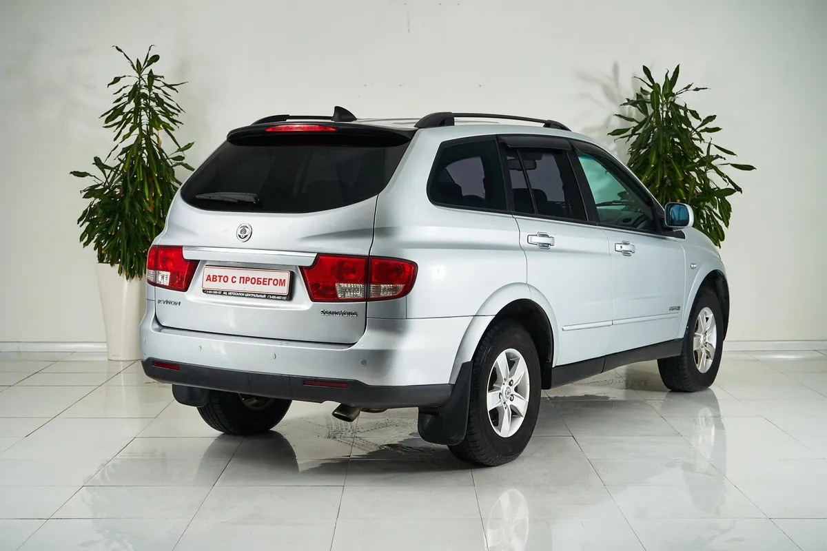 SsangYong Kyron I Рестайлинг — фото 5