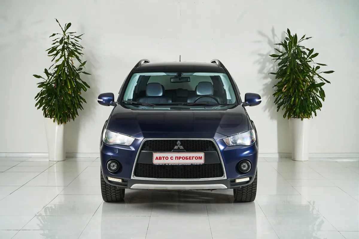 Mitsubishi Outlander II Рестайлинг — фото 2