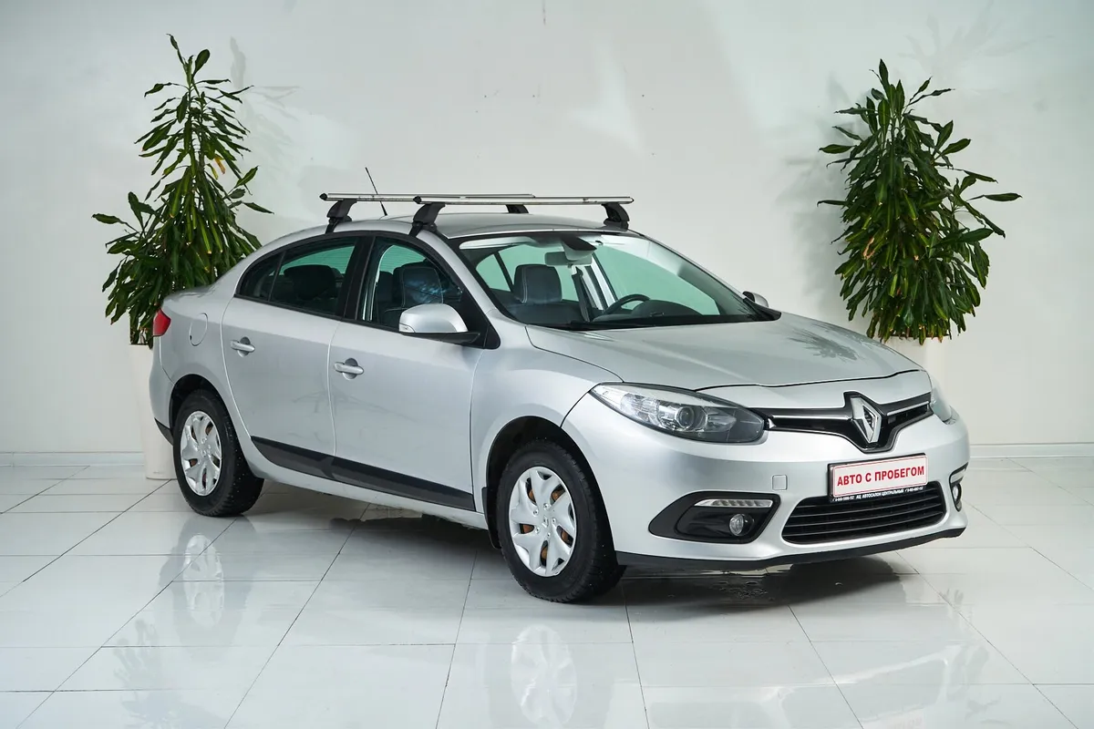 Renault Fluence I Рестайлинг — фото 3