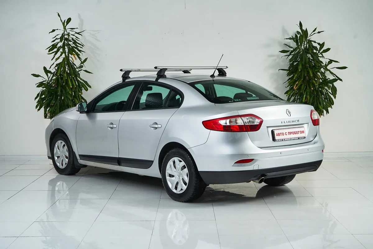 Renault Fluence I Рестайлинг — фото 4