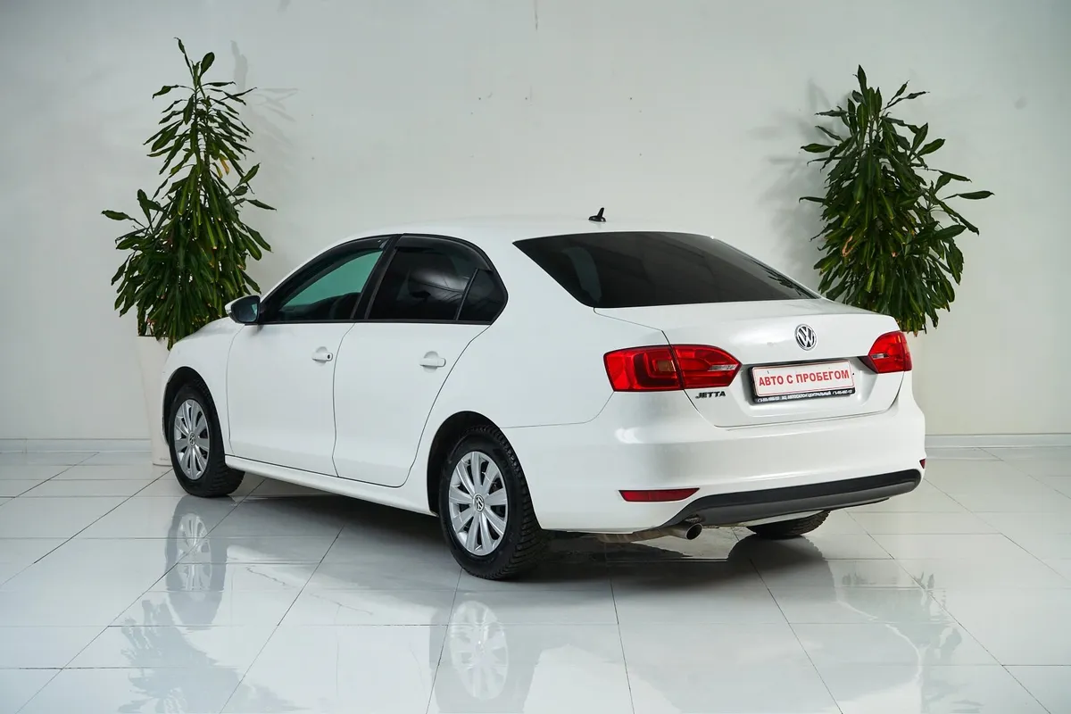 Volkswagen Jetta VI — фото 4