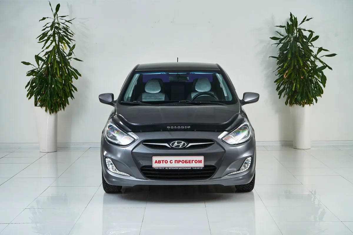 Hyundai Solaris I — фото 2