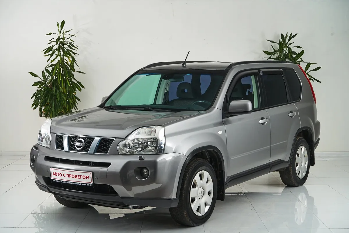 Nissan X-Trail II · SE